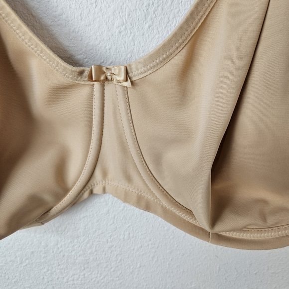 Elomi Smoothing Underwired Seam Free Bra Size 48D Nude - Picture 3 of 6